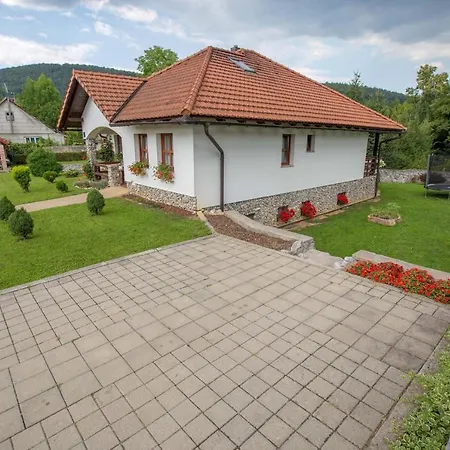 Apartman Kod Frana Ogulin Exterior foto