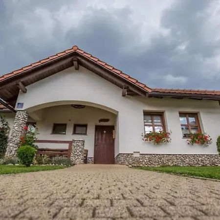 Apartman Kod Frana Ogulin Exterior foto
